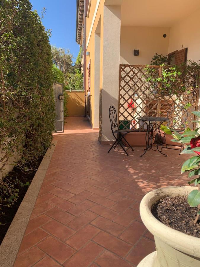 Casa Frencis Hotel Olbia Exterior photo
